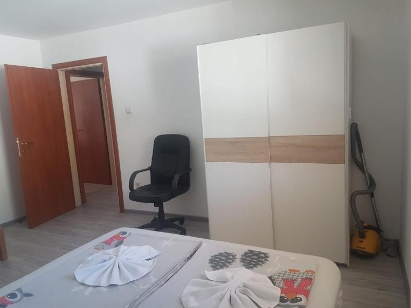 Apartman Salus Tuzla Exterior photo