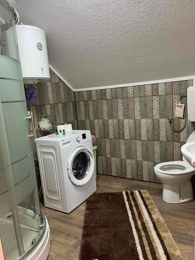 Apartman Salus Tuzla Exterior photo